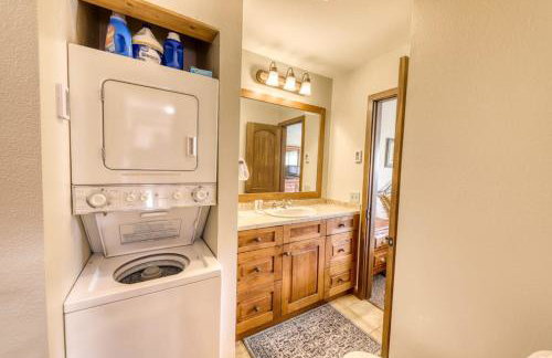Beautiful Mountain View Condo - Photo 13