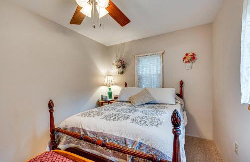 Hike, Fish and Relax Cabin 4 Mi to Lake Estes! - Foto 12