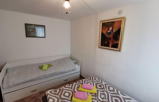 Holiday Home in Tuheljske With Hot Tub - Foto 3