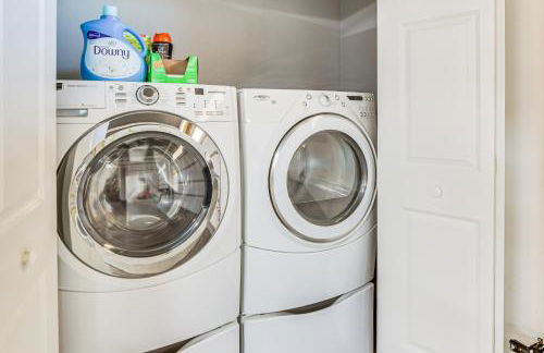 Lakefront Gem Grills and Fire Pit in Dent - Foto 15