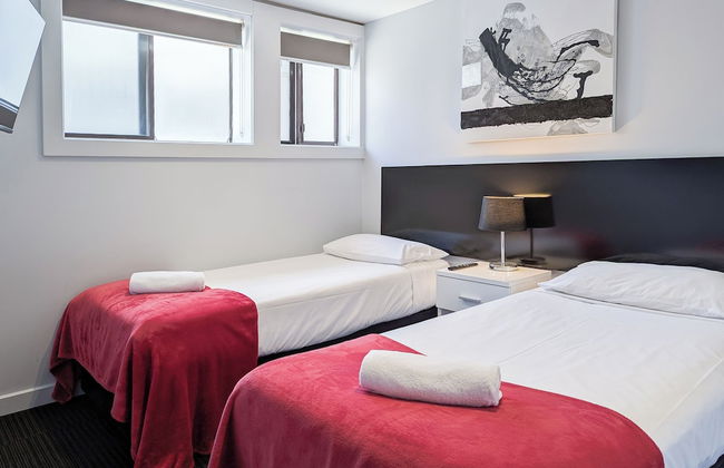 Apartments on Chapman - Photo 3