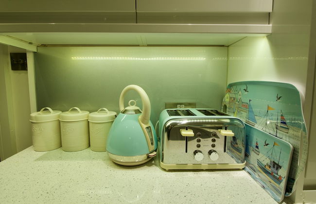 St Georges Balcony Suite - Photo 10