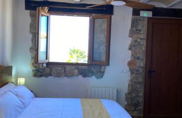 La Cueva de Miravet - villa de lujo en la cima de la montaña con vistas al mar - Photo 5