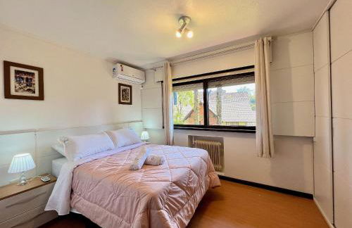 Casa Allegro 3dorm prox Lago Negro by AcheiGramado - Photo 4