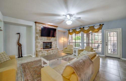 Great for Gatherings! Stylish Allen Home with Patio - Foto 6