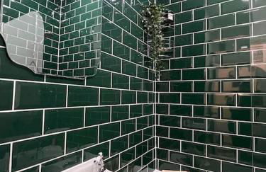 Hoole House- Bright and modern 2 bedroom house, close to Chester train station and the City Centre - Photo 5