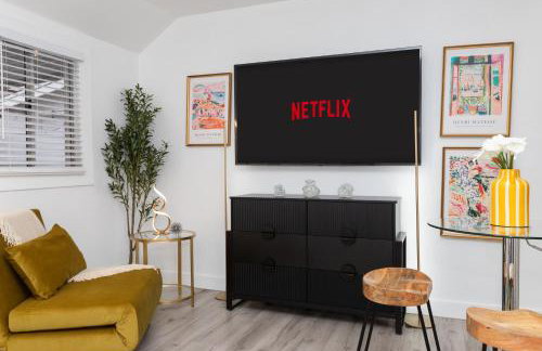 Luxury Oasis in Culver City! Free parking and Jacuzzi - Foto 55