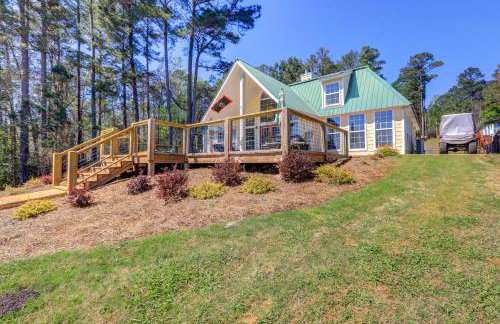 Dock and Fire Pit Stunning Lake Sinclair Home! - Foto 29