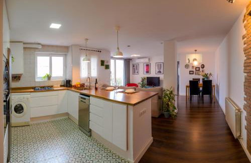 SANTA PAULA LOFT - Photo 2