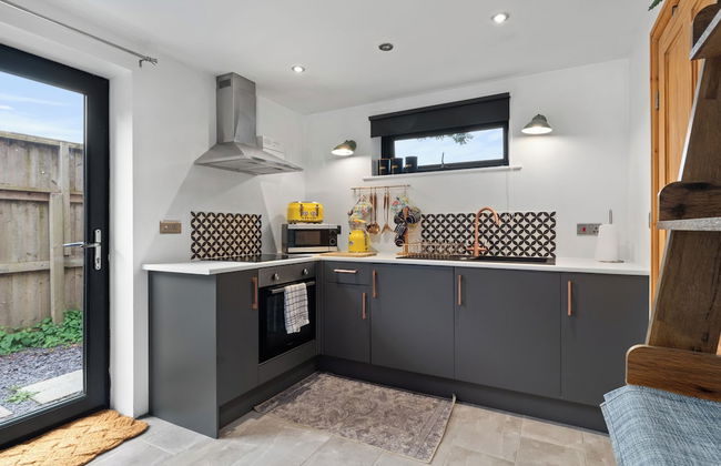 Immaculate 1-bed Studio in Haverfordwest - Foto 6