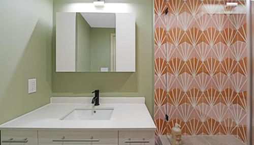 2 Blocks from the US Capitol - Photo 5