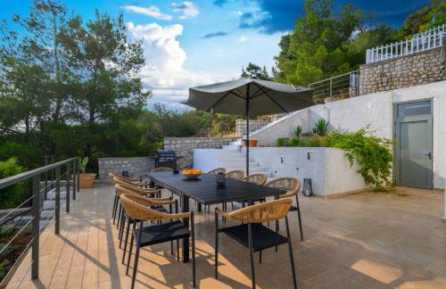 Newly Renovated Villa with Panoramic Sea Views - Foto 22