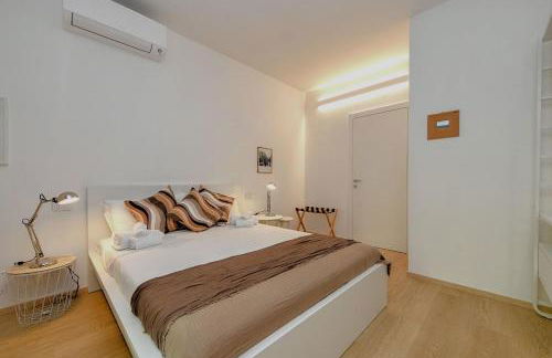 The Lake Giant with Lake View Renovated 2025 DesenzanoLoft Official Partner Homes & Villas by Marriott Bonvoy - Foto 44