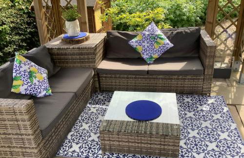 Ty Twt - complete holiday home - Photo 3