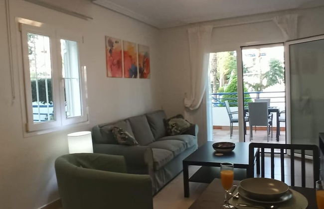 2 Bed Apt - Close To Beach - Pool - Balcony - Foto 5