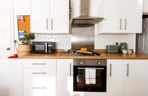 Stylish Comfort: 2BR Home in the Heart of Wigan - Foto 5