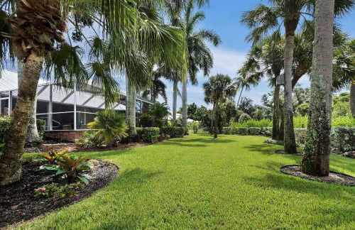 Nokomis Pool Home on the Canal - Foto 12