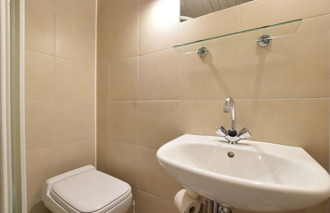 Luxury Holiday Home With Sauna - Photo 49