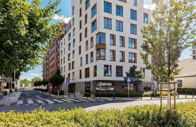 Okrzei Apartment Warsaw Praga by Renters - Photo 49