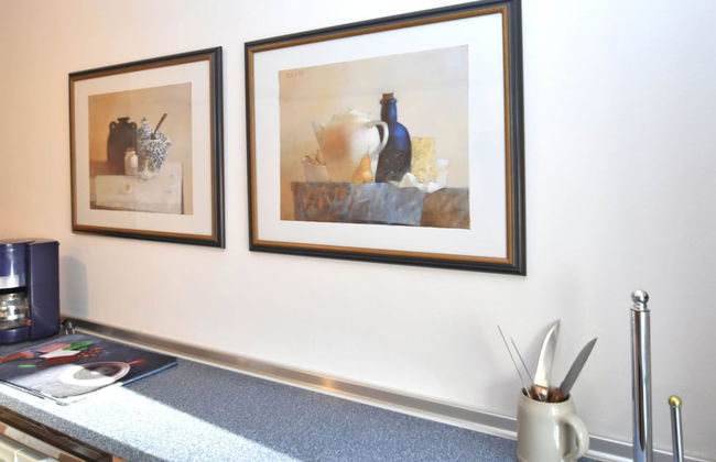 Tranquil Garden Apartment - Photo 22