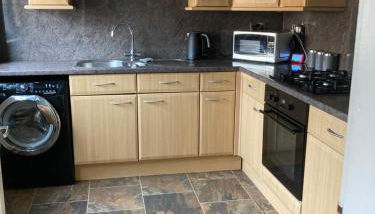 Tempest House 3 bedroom - Photo 5