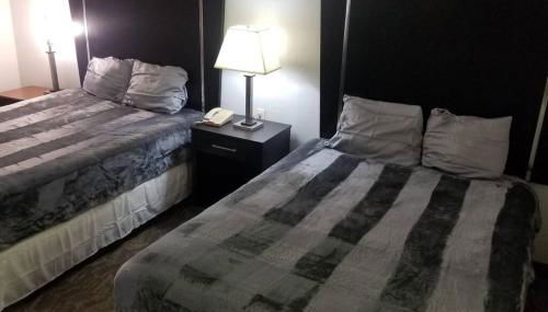 Hotel 2 Queen Beds Room 124 Booking - Foto 4