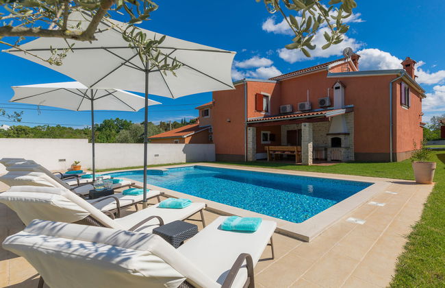 Villa Prisedi - Foto 1