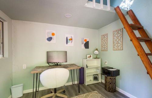 New Oasis -Spa -Firepit -BBQ- Decks-Pet friendly - Foto 30