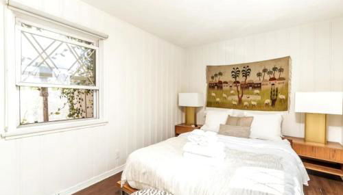 Chic Beach Bungalow 3 Blocks from the Sand - Foto 4