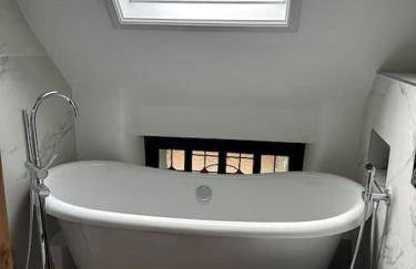 Grade II listed Cottage in Oundle with private courtyard - Foto 18