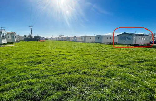 Charming Chamber with spacious relaxing area - Photo 8