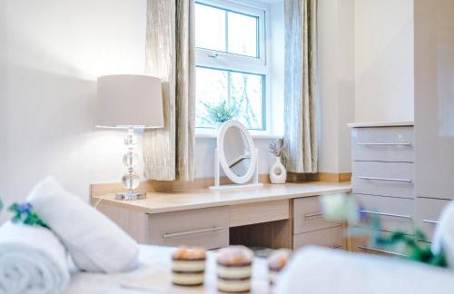 NEW! Incredible Home In Northwich By 53 Degrees Property, Perfect For Groups, FREE Parking! - Photo 50