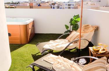 Coral Suite Plaza - Photo 33