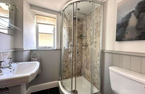 Well Cottage Retreat , Salthouse By Together Travel - Photo 20