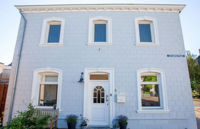 Charming Villa Near Maastricht and Hillside - Foto 48