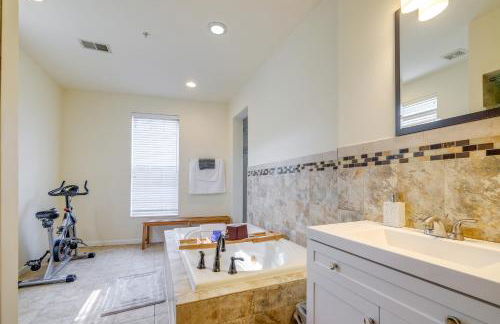 5 Mi to US Capitol Washington DC Townhome - Foto 15