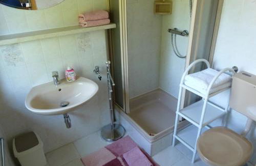 Ferienhaus mit Kamin , Terrasse und Aussensauna - Foto 29