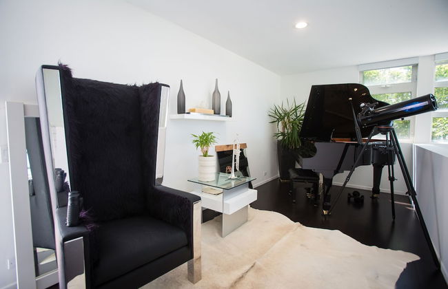 Modern Del Mar Beach Home - Photo 26