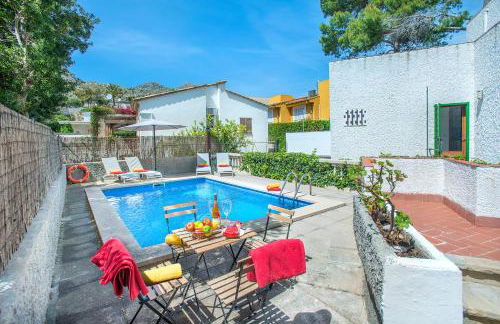 Owl Booking Villa Mariner - 5 Min Walk to the Beach - Photo 2