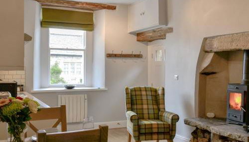 Holly Bank Cottage - Photo 1