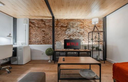 3min Walk Malasana - Trendy Cafes and Tapas Street - Photo 19