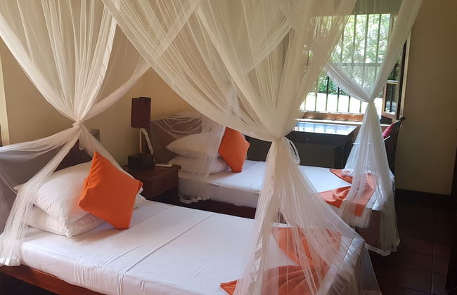 The Chalet - Whole Villa 2 Bedroom (Sleeps 4) - Photo 5