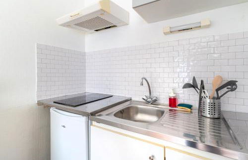 Charmant studio avec terrasse, Gare à 200m et parking gratuit - Foto 21