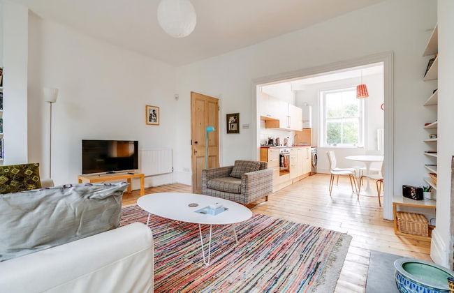 Bright Two Bedroom Apartment Near Vibrant Camden Town - Foto 4