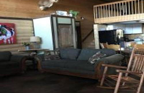 Farm House Cabin, Patio, TV Room, Games, BBQ, Campfire - Foto 23