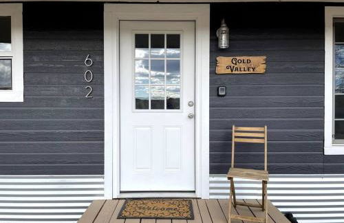 Stay in a Historic Gold Mine Town w/Mountain Views - Foto 32