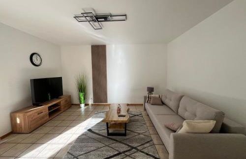 Helles & Traumhaftes Apartment in zentraler Lage mit zwei Balkonen - Foto 2