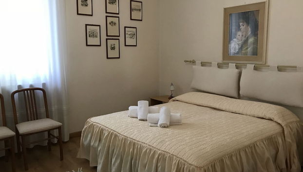 Villa in Torri del Benaco by Lake Garda - Foto 2, Habitación