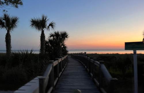 On Seabatical in Windmark Resort! - Bikes, Walk to Beach, Pool, Beach Gear, Golf Cart Incl! - Foto 14