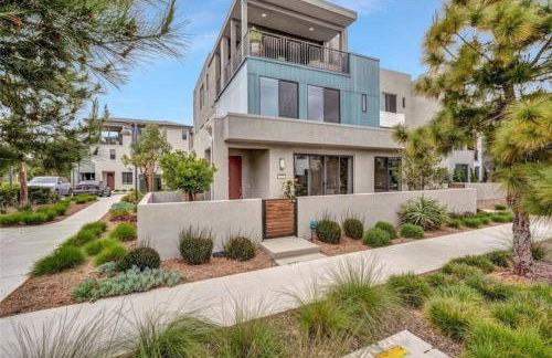 King Size, Patio, Xbox, Great Park - Photo 15